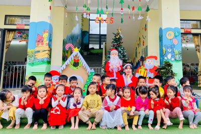Một số hình ảnh của các bé trong ngày Lễ Noel năm 2025